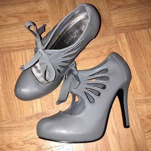 Anne Michelle Shoes - Anne Michelle gray heels 👠